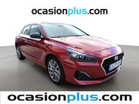 Usado Hyundai i30 136 CV (100 kW) 2019 Rojo Berlina