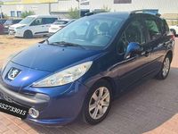 Usado Peugeot 207 Sport 109 CV (80 kW) 2009 Azul Familiar