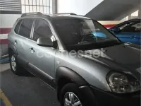 Usado Hyundai Tucson Comfort 141 CV (103 kW) 2006 Gris / plata SUV