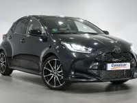 Usado Toyota Yaris Hybrid Sport 92 CV (67 kW) 2024 Negro Berlina