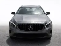 Usado Mercedes GLA220 AMG line 177 CV (130 kW) 2016 Gris / plata SUV