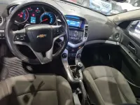 Usado Chevrolet Cruze LT 131 CV (96 kW) 2014 Gris Utilitario