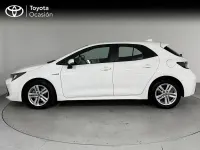 Usado Toyota Corolla Active 122 CV (89 kW) 2022 Blanco classic Berlina