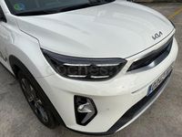 Usado Kia Stonic Style 100 CV (73 kW) 2025 Blanco SUV