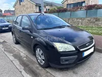Usado Ford Focus Ghia 136 CV (100 kW) 2005 Negro Berlina