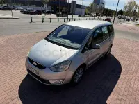 Usado Ford Galaxy Ghia 140 CV (102 kW) 2009 Gris / plata Monovolumen