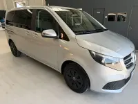 Usado Mercedes V220 163 CV (119 kW) 2023 Gris / plata Monovolumen