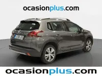 Usado Peugeot 2008 Allure 120 CV (88 kW) 2016 Gris SUV
