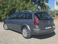 Usado Renault Mégane GrandTour Dynamique 105 CV (77 kW) 2006 Gris / plata Familiar