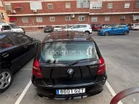 Usado BMW 116 115 CV (84 kW) 2010 Negro Utilitario