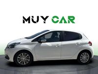 Usado Peugeot 208 Style 82 CV (60 kW) 2018 Blanco Utilitario