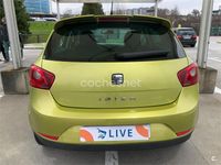 Usado Seat Ibiza Style 90 CV (66 kW) 2010 Amarillo Berlina