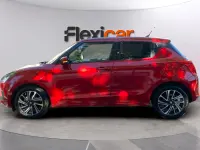 Usado Suzuki Swift GLX 83 CV (61 kW) 2023 Rojo Utilitario