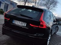 Usado Volvo XC60 Momentum 190 CV (139 kW) 2018 Negro SUV