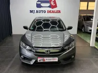 Usado Honda Civic Elegance 182 CV (133 kW) 2018 Gris / plata Berlina