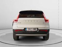 Usado Volvo XC40 Momentum 151 CV (111 kW) 2019 Blanco SUV