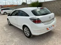 Usado Opel Astra GTC Cosmo 99 CV (72 kW) 2008 Utilitario