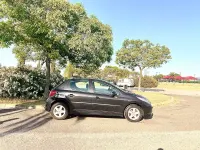 Usado Peugeot 207 Premium 120 CV (88 kW) 2009 Negro Berlina