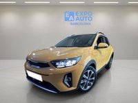 Usado Kia Stonic Style 100 HP (73 kW) 2024 Amarelo SUV