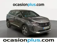 Usado Peugeot 3008 Allure 136 CV (100 kW) 2024 Gris SUV