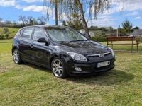 Usado Hyundai i30 Sport 115 CV (84 kW) 2008 Negro Berlina