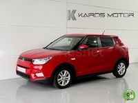 Usado Ssangyong (KGM) Tivoli 115 CV (84 kW) 2017 Rojo SUV