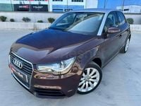 Usado Audi A1 Sportback Attraction 90 CV (66 kW) 2014 Violeta / lila Utilitario