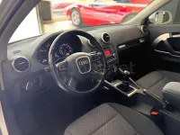 Usado Audi A3 Attraction 105 CV (77 kW) 2011 Blanco Utilitario