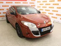 Usado Renault Mégane Coupé Expression 106 CV (77 kW) 2009 Naranja Coupe