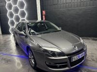 Usado Renault Laguna III Dynamique 110 CV (80 kW) 2012 Gris / plata Berlina