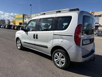 Usado Opel Combo 95 CV (69 kW) 2018 Gris Monovolumen