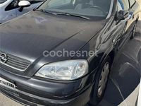 Usado Opel Astra Comfort 100 CV (73 kW) 2001 Negro Berlina
