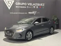 Usado Hyundai Elantra 128 CV (94 kW) 2018 Gris Berlina