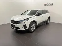 Usado Peugeot 5008 Active 130 CV (95 kW) 2024 Blanco SUV