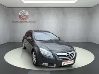 Usado Opel Insignia 179 CV (131 kW) 2010 Gris Utilitario