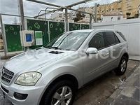 Usado Mercedes ML500 306 CV (225 kW) 2007 Gris / plata SUV