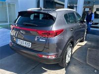 Usado Kia Sportage 115 CV (84 kW) 2018 Gris / plata SUV