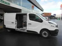 Usado Renault Trafic 116 CV (85 kW) 2016 Blanco Monovolumen
