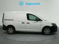 Käytetty VW Caddy 102 HP (75 kW) 2021 Valkoinen Tila-auto