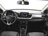 Usado Kia Stonic 84 CV (61 kW) 2022 Blanco SUV