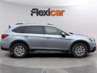 Usado Subaru Outback 150 CV (110 kW) 2017 Gris Familiar