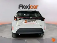Usado Toyota Yaris Cross Active 131 CV (96 kW) 2026 Blanco SUV