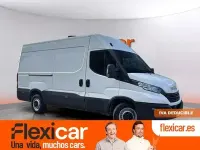 Usado Iveco Daily 156 CV (114 kW) 2023 Blanco Berlina