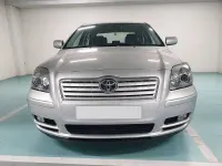 Usado Toyota Avensis Sol 129 CV (94 kW) 2003 Beige Berlina