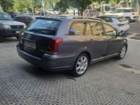 Usado Toyota Avensis Executive 147 CV (108 kW) 2004 Gris Berlina