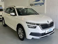 Usado Skoda Kamiq 110 CV (80 kW) 2021 Blanco SUV