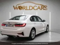 Usado BMW 318 150 CV (110 kW) 2022 Blanco Berlina