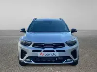Usado Kia Stonic GT-Line 100 HP (73 kW) 2024 Cinzento SUV