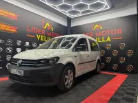 Usado VW Caddy Edition 102 CV (75 kW) 2018 Blanco Monovolumen