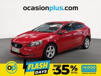 Usado Volvo V40 Kinetic 115 CV (84 kW) 2015 Rojo Familiar